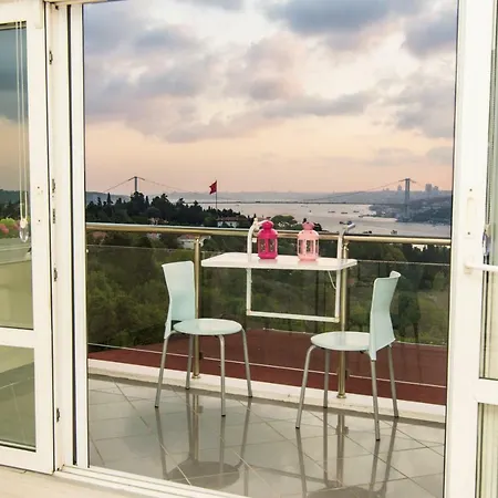 Spacious Bosphorus View 1 Bd Apt. Lägenhet *